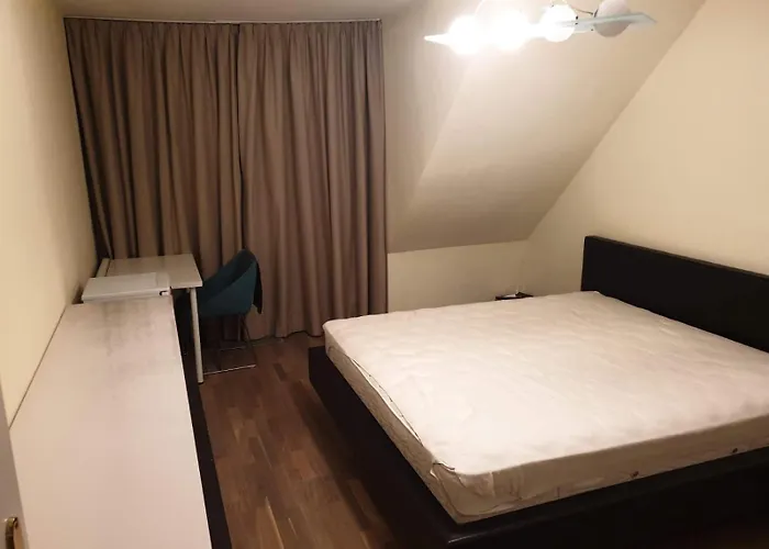 Sleeps 6 With Garden & Balcony Appartamento *